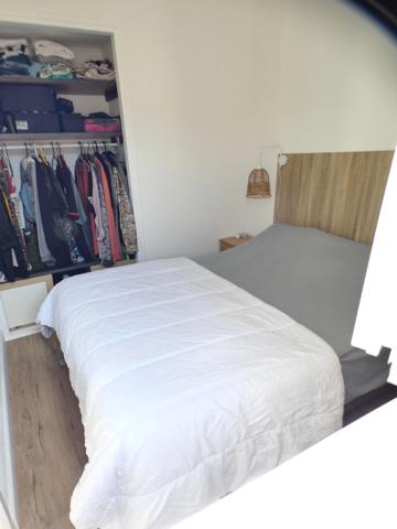 Pinède. Appartement 2 pièces mezzanine