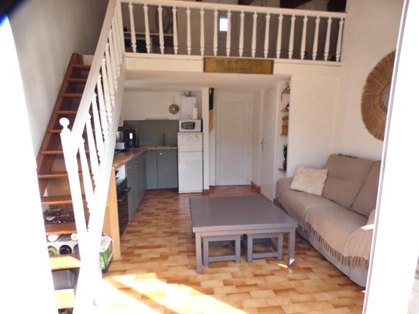 Pinède. Appartement 2 pièces mezzanine