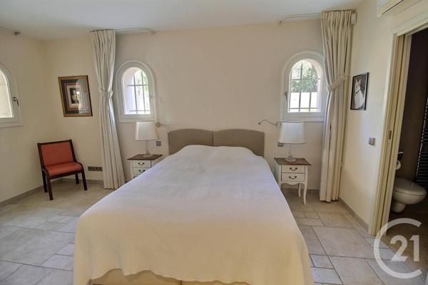 maison à vendre  9 pièces - 550 m2 BIOT - 06