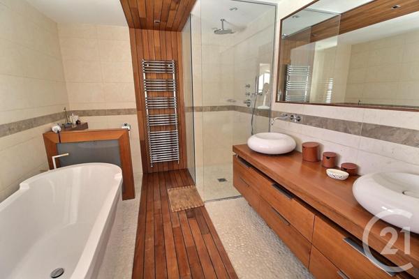 maison à vendre  9 pièces - 550 m2 BIOT - 06