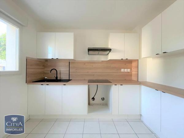 Maison à louer 4 pièces 85.94m² Libourne (33500)