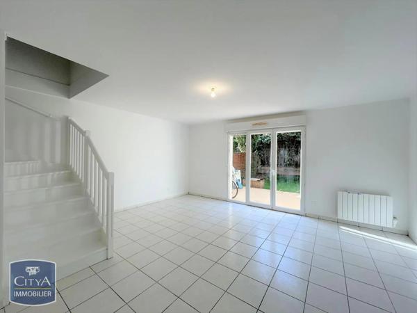 Maison à louer 4 pièces 85.94m² Libourne (33500)