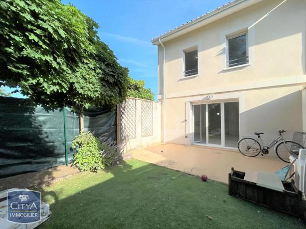 Maison à louer 4 pièces 85.94m² Libourne (33500)