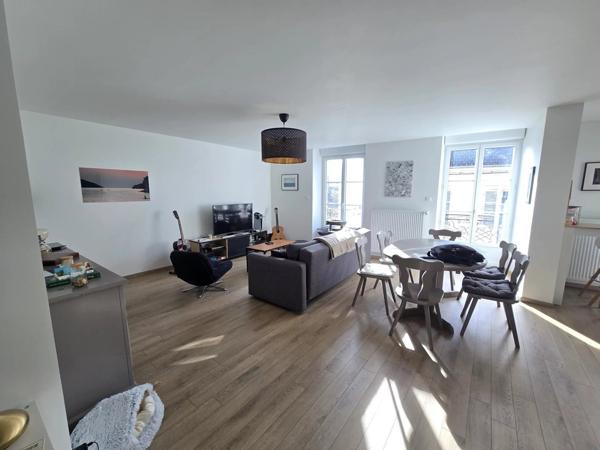 Vente Immeuble 280 m2 à Bourbonne-les-Bains