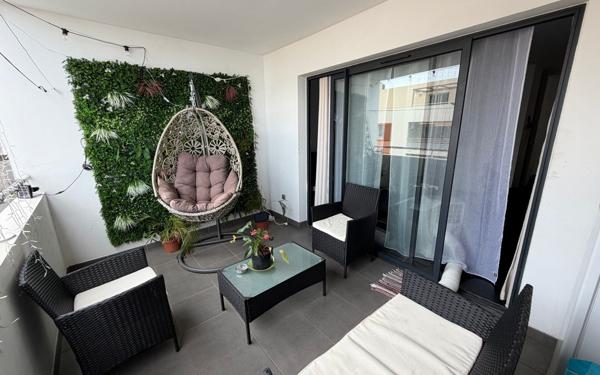 Appartement à vendre    2 pièces •  Saint-Denis