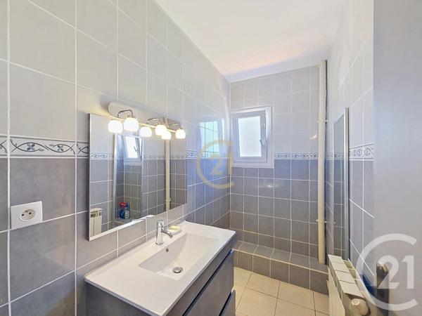 Maison à vendre  5 pièces - 100 m 2   ENTRESSEN  - 13