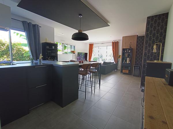 A vendre maison contemporaine 5 pieces Saint-Ave aux portes de Vannes !