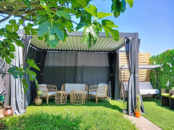 À vendre - Maison, 4 pièces située à Meyzieu (69330)