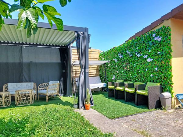 À vendre - Maison, 4 pièces située à Meyzieu (69330)