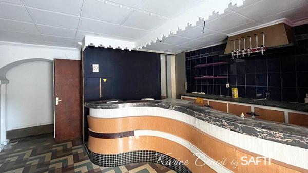 Situé à Épinay-sur-Orge (91360), cet immeuble offre une opportunité unique d'investissement.