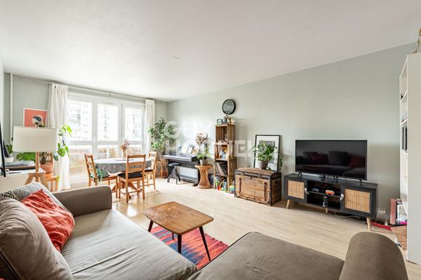 APPARTEMENT 3 PIECES AVEC CAVE ET PARKING