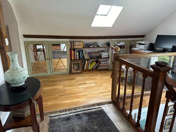 Maison de ville non mitoyenne, 5 pièces, 2 chambres, garage