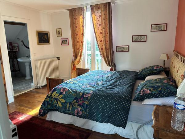Maison de ville non mitoyenne, 5 pièces, 2 chambres, garage