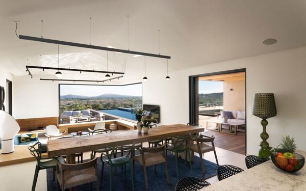 Maison à vendre    6 pièces •  Zonza