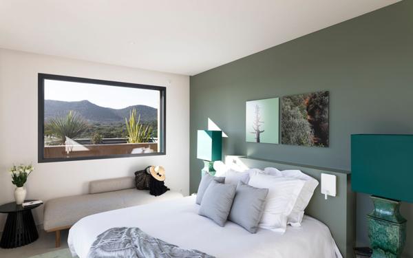 Maison à vendre    6 pièces •  Zonza