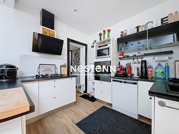 Maison Douai 5 pièce 124 m², 3 chambres, cour. Proximité de la porte d'Arras. 217 900 euros.