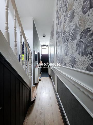 Maison Douai 5 pièce 124 m², 3 chambres, cour. Proximité de la porte d'Arras. 217 900 euros.