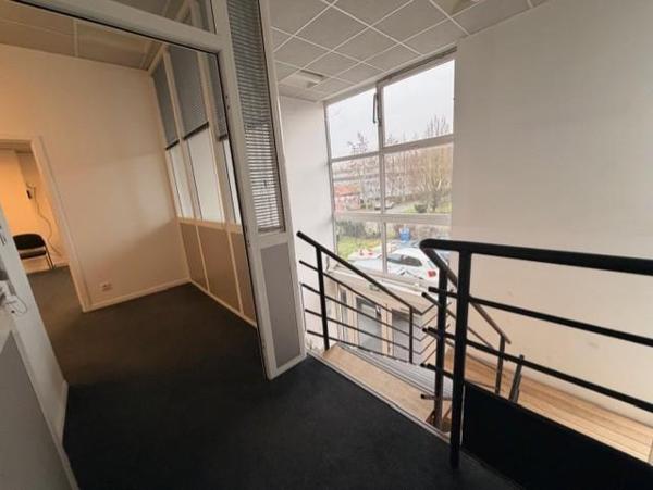 Location Bureau 150 59118 Wambrechies 854222