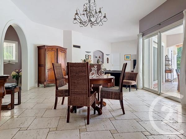 Maison à vendre  6 pièces - 137,98 m 2   LES ARCS  - 83