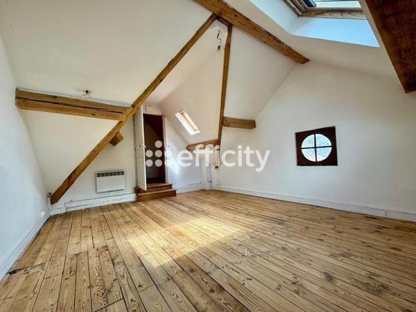 Maison 11 pièces - 270 m² Exclusivité efficity