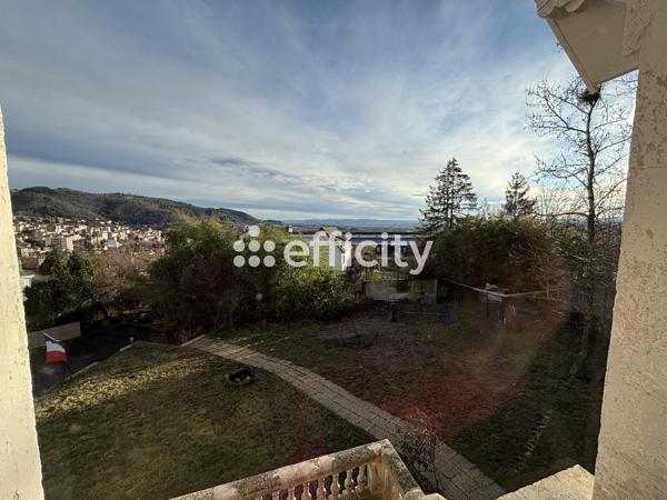 Maison 11 pièces - 270 m² Exclusivité efficity