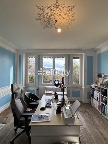 Maison 11 pièces - 270 m² Exclusivité efficity