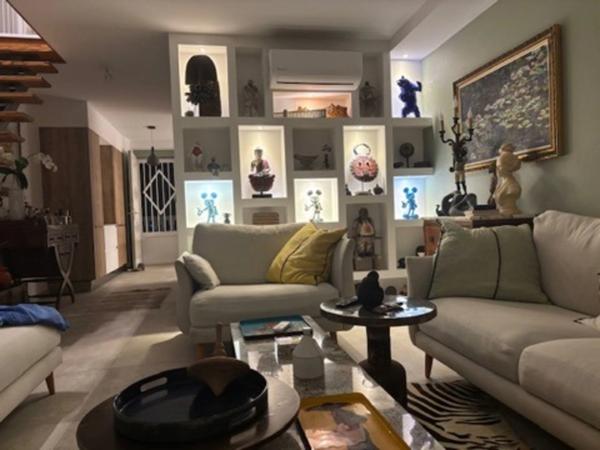 A VENDRE - TRIPLEX PRESTIGE – RÉNOVÉ – VUE MER INCROYABLE – ACCÈS PLAGE À PIED - SAINT FRANCOIS