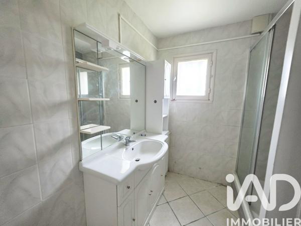Location appartement 4 pièces 98 m² Fontanès