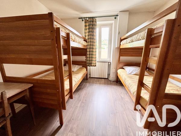 Maison à vendre 12 pièces 400 m² Manzat
