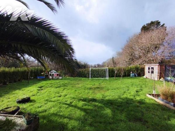 CETTE MAISON DATANT DE 2011 ET AGRANDIE EN 2023 A ÉTÉ CONSTRUITE EN OSSATURE BOIS.
D'une super...