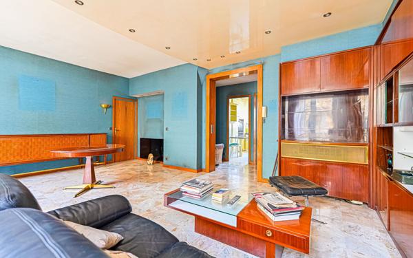 Appartement à vendre    3 pièces • 73,01 m2 Paris 11