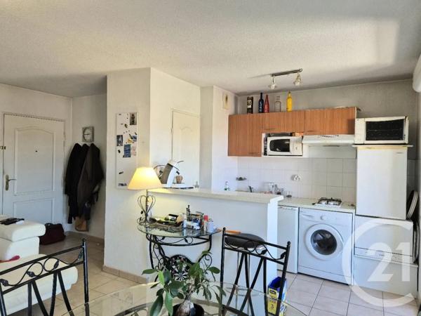 Appartement T2 à vendre  2 pièces - 45,30 m 2   CARCASSONNE  - 11