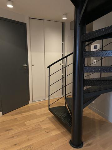 T2 hyper centre, au calme et proche port avec terrasse