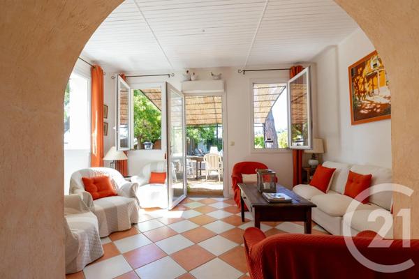Maison à vendre  7 pièces - 108,03 m 2   PEZENAS  - 34