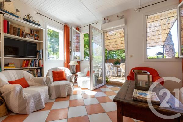 Maison à vendre  7 pièces - 108,03 m 2   PEZENAS  - 34