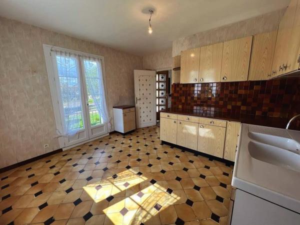 Maison Thiviers 5 pièce(s) 115 m2