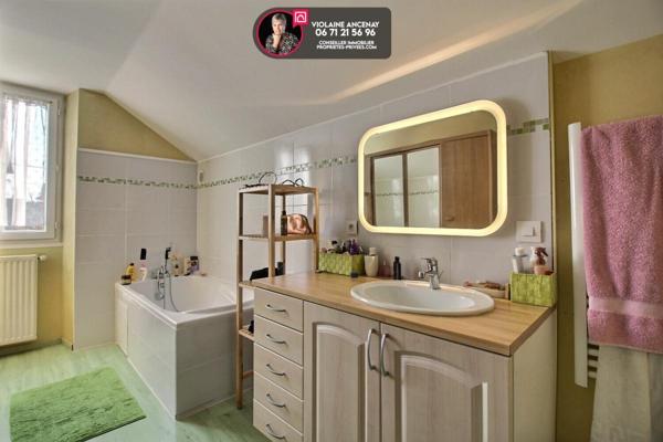 Maison de ville, Aix Les Bains,159 m2