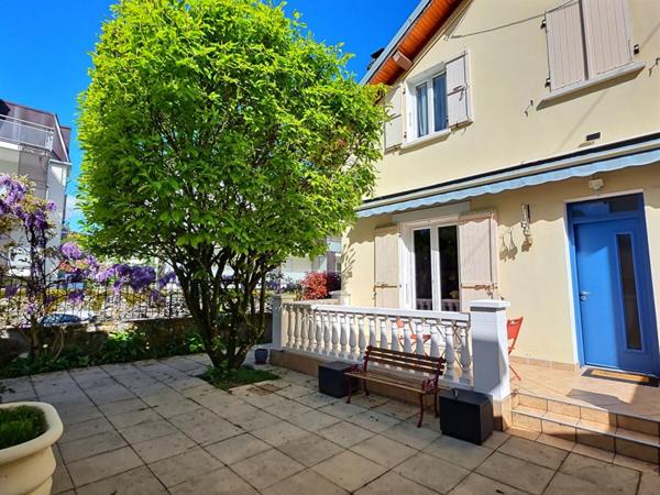 Maison de ville, Aix Les Bains,159 m2