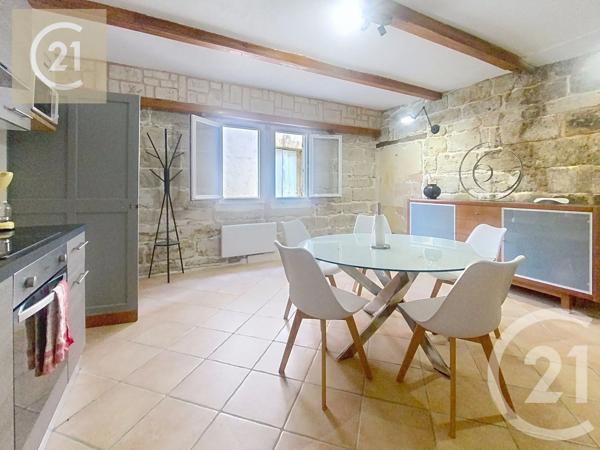 Maison à vendre  6 pièces - 130 m 2   PEZENAS  - 34