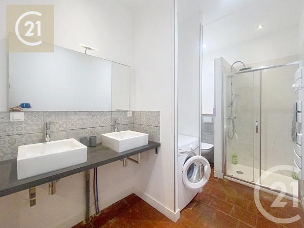 Maison à vendre  6 pièces - 130 m 2   PEZENAS  - 34