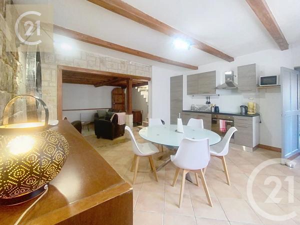 Maison à vendre  6 pièces - 130 m 2   PEZENAS  - 34