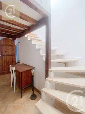 Maison à vendre  6 pièces - 130 m 2   PEZENAS  - 34