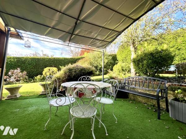 MAISON INDIVIDUELLE SUR TERRAIN DE 1.200 M² SECTEUR PRIVILÉGIÉ