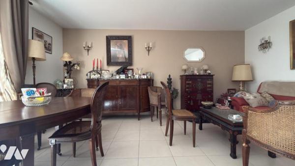 SAINT-RAPHAEL - Centre – Appartement 3 pièces avec jardin, loggia – Viager occupé