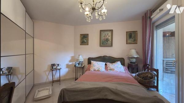 SAINT-RAPHAEL - Centre – Appartement 3 pièces avec jardin, loggia – Viager occupé