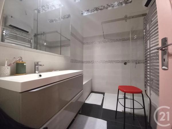 Maison à vendre  5 pièces - 181 m 2   GRAULHET  - 81