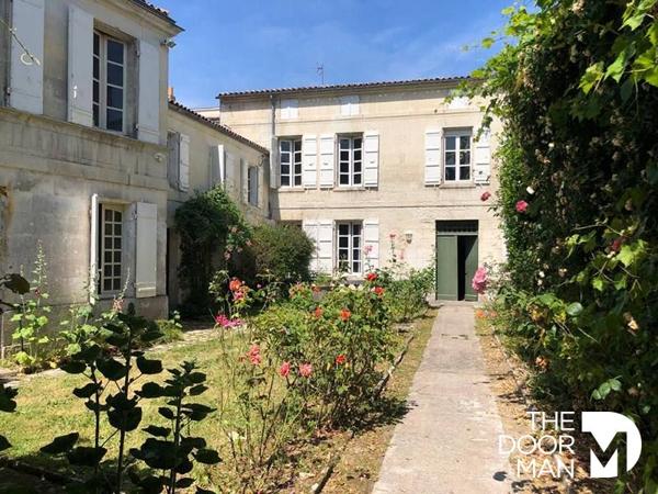 Maison - Vendu - 280 m² - SAINTES | The Door Man