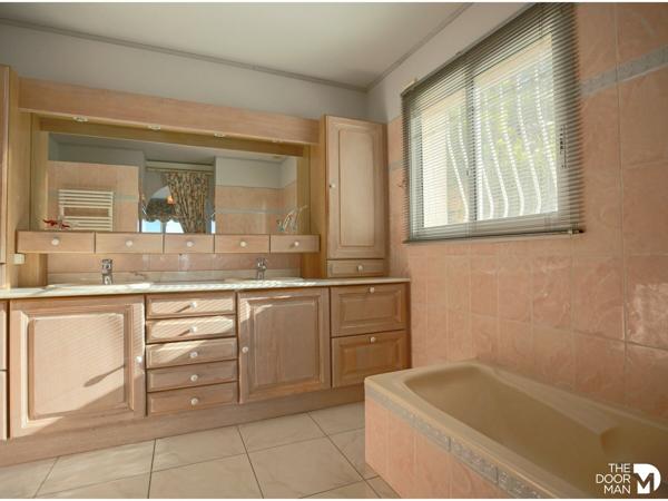 Maison - Vendu - 200 m² - HYERES | The Door Man