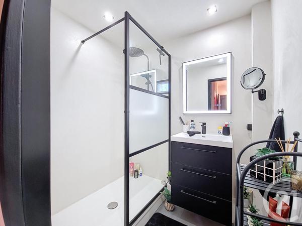 Appartement F4 à vendre  4 pièces - 73 m2 AVIGNON - 84