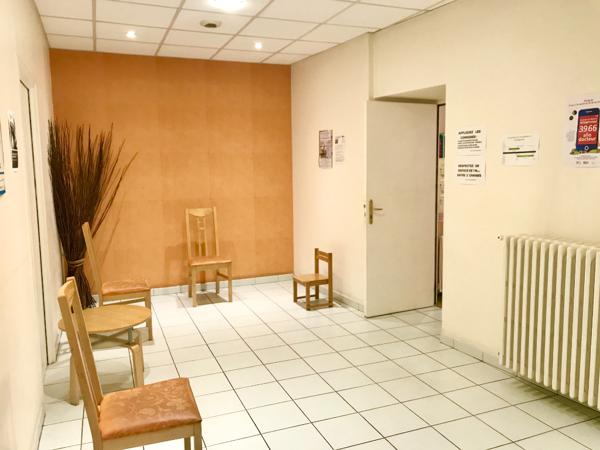 Location local commercial Moissac - 2 pièce(s) - 54 m² - 650 € par mois